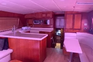 1988 Bertram 50 Convertible thumbnail 15