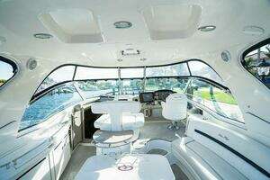 2005 Sea Ray 500 Sundancer thumbnail 62