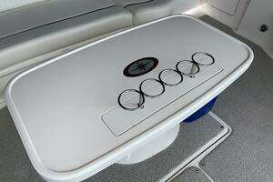 2005 Sea Ray 500 Sundancer thumbnail 8