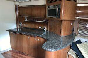 2005 Sea Ray 500 Sundancer thumbnail 29