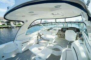 2005 Sea Ray 500 Sundancer thumbnail 61