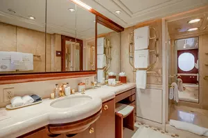 1992 Feadship thumbnail 11