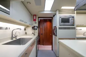 1992 Feadship thumbnail 25