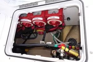 2015 Cutwater 30 Sedan thumbnail 26