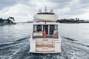 1998 Hatteras Sport Deck thumbnail 15