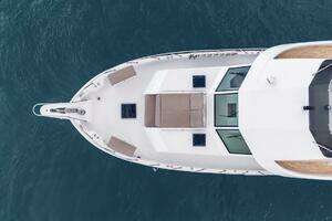 1998 Hatteras Sport Deck thumbnail 8