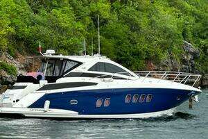 2009 Regal 5260 thumbnail 1