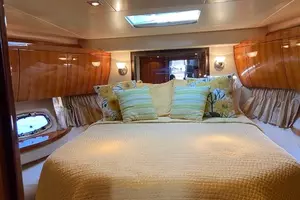 2009 Regal 5260 thumbnail 31