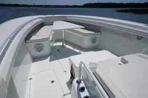 2013 Yellowfin 42 - deck