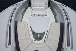 2013 Yellowfin 42 - deck