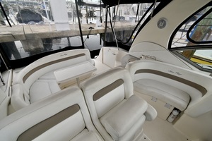 Krystle Clear 32ft Sea Ray Yacht For Sale