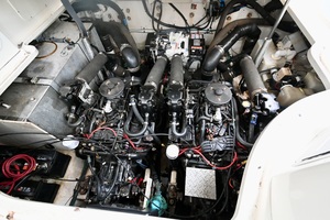 Krystle Clear 32ft Sea Ray Yacht For Sale