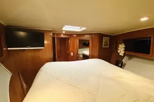2003 Navigator 5700 Rival thumbnail 57