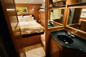 2003 Navigator 5700 Rival thumbnail 76