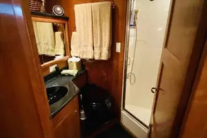 2003 Navigator 5700 Rival thumbnail 70