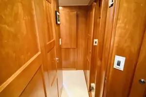 2003 Navigator 5700 Rival thumbnail 58