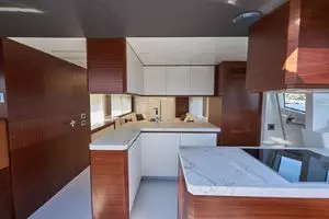 2020 Astondoa 80 Flybridge thumbnail 12