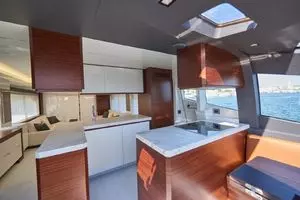 2020 Astondoa 80 Flybridge thumbnail 11