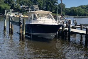 2015 Grady-White 330 Express