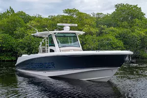 2017 Boston Whaler 370 Outrage thumbnail 12
