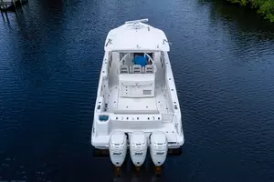 2017 Boston Whaler 370 Outrage thumbnail 6