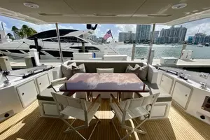 2018 Azimut Flybridge thumbnail 88