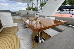 2018 Azimut Flybridge thumbnail 55