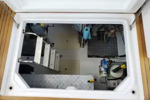 2018 Azimut Flybridge thumbnail 106