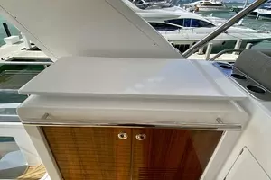 2018 Azimut Flybridge thumbnail 41