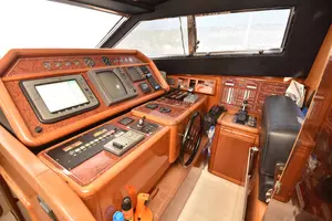 1997 Ferretti Yachts 80 thumbnail 12