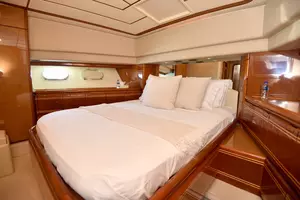 1997 Ferretti Yachts 80 thumbnail 21