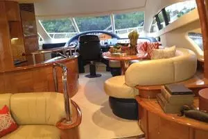 2005 Azimut 62 Evolution thumbnail 11
