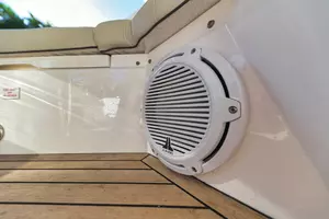 2017 Sunseeker Predator thumbnail 26