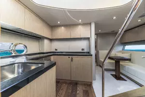 2017 Sunseeker Predator thumbnail 38