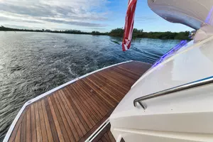 2017 Sunseeker Predator thumbnail 18