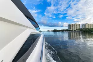 2017 Sunseeker Predator thumbnail 16
