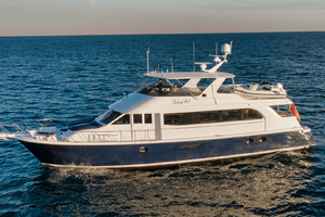 VITA BREVIS Worth Avenue Yachts