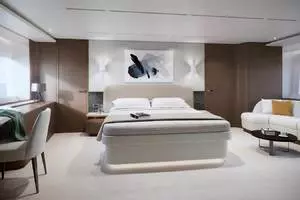 2027 Princess Y95 thumbnail 10