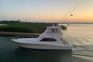2008 Riviera 42 Flybridge thumbnail 4
