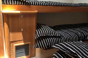 2008 Riviera 42 Flybridge thumbnail 17