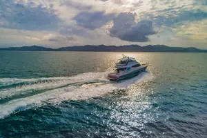 2019 Riviera 68 Sport Motor Yacht thumbnail 3