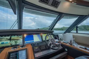 2019 Riviera 68 Sport Motor Yacht thumbnail 25