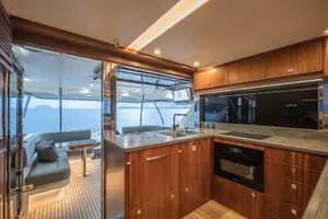 2019 Riviera 68 Sport Motor Yacht thumbnail 18