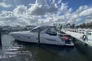 2000 Carver Trojan 440 Express thumbnail 2