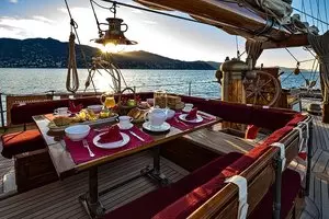 Invader 1905 George Lawley & Sons  Yacht For Sale in Genoa 