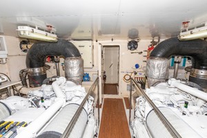 Ferretti 83 - MI RX - Engine Room