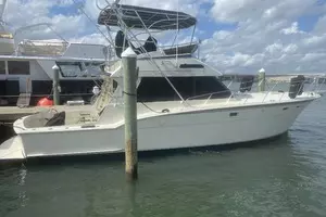 1986 Hatteras Sport Fish Convertible thumbnail 2