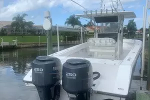 2001 Venture 34 Center Console thumbnail 1