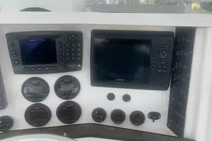 2001 Venture 34 Center Console thumbnail 5