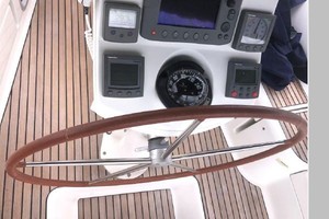 Amoreena  43ft Jeanneau Yacht For Sale Amoreena  43ft Jeanneau Yacht For Sale